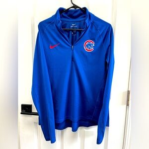 Chicago Cubs official Nike dri-fit 1/2 zip in like new condition